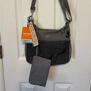 Baggallini Women's Baggallini Women's Anti-theft Travel Cross Over Crossbody